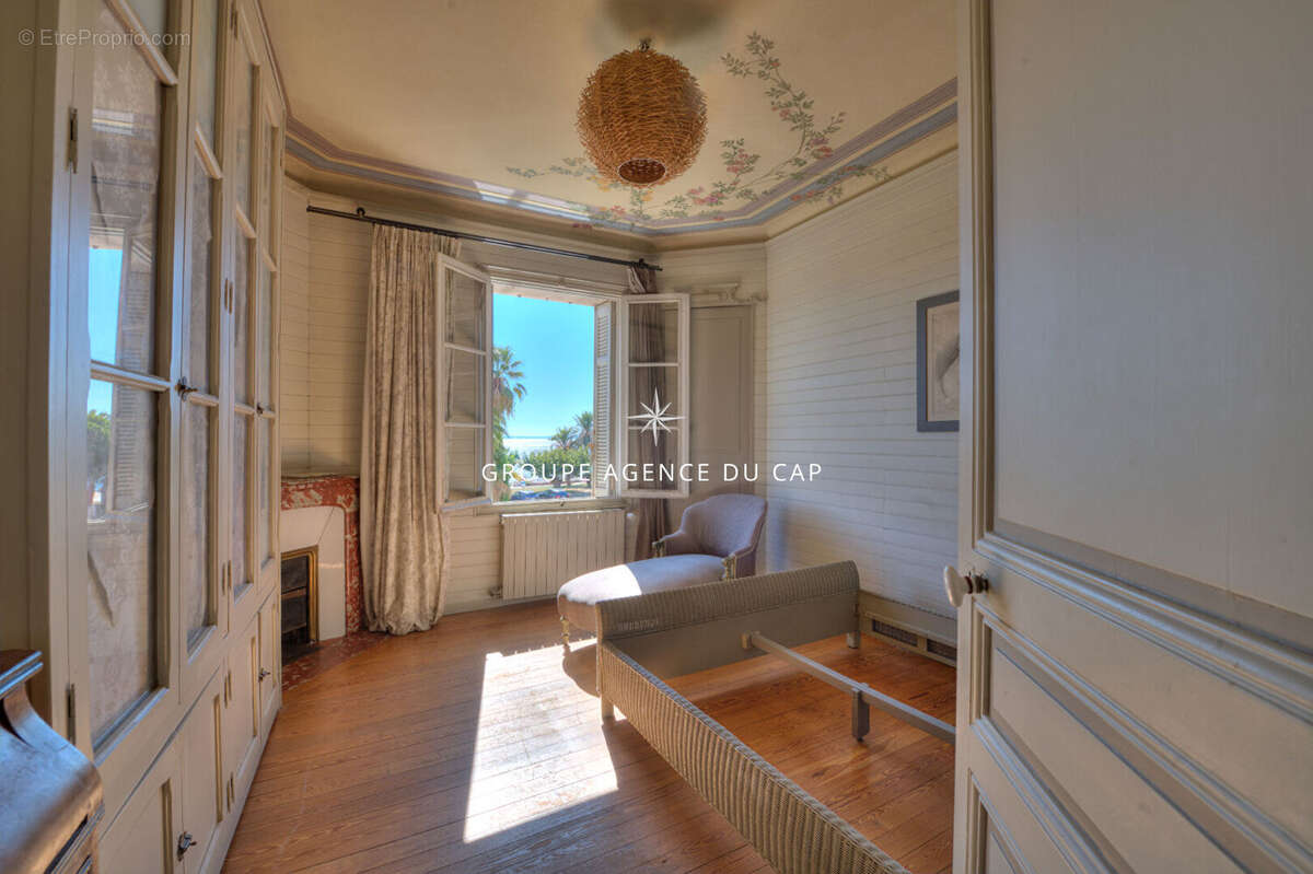 Maison à SAINT-RAPHAEL