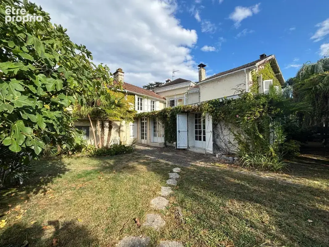 À vendre: Maison de maître en galets du XIXe siècle _Charme, calme et volumes exceptionnels à Jurançon - photo 8