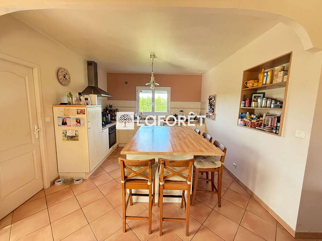 Maison à SAINT-PIERRE-D&#039;AURILLAC