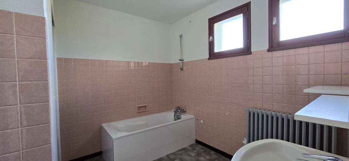 Appartement à LA RAVOIRE