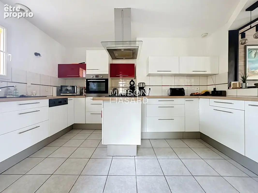 Maison 138 m² à Bouguenais  - photo 3