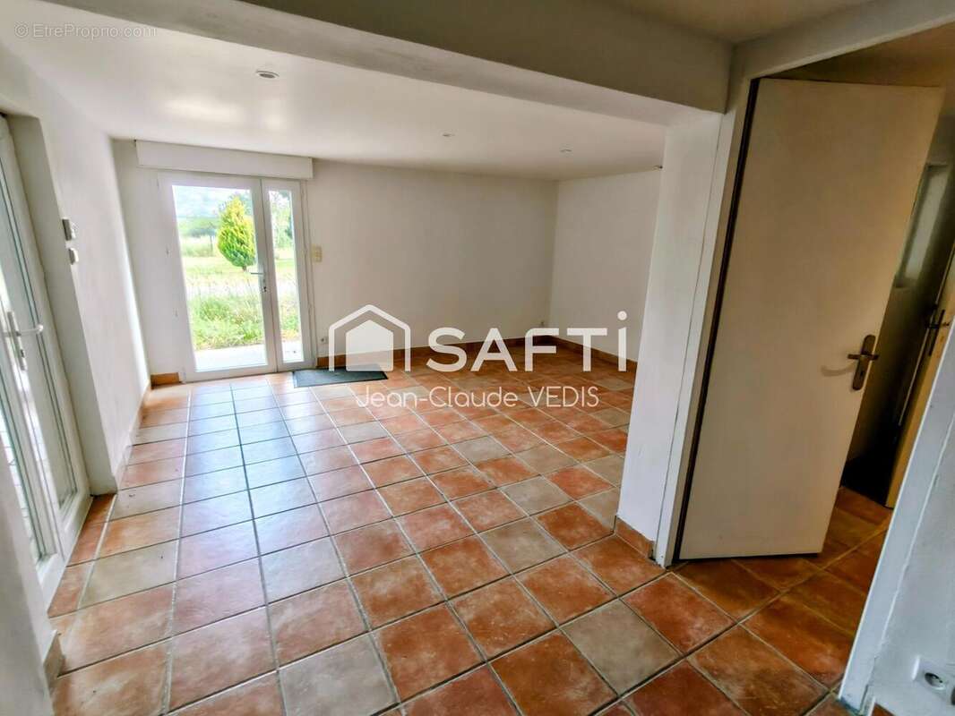Photo 5 - Maison à LIGNEROLLES
