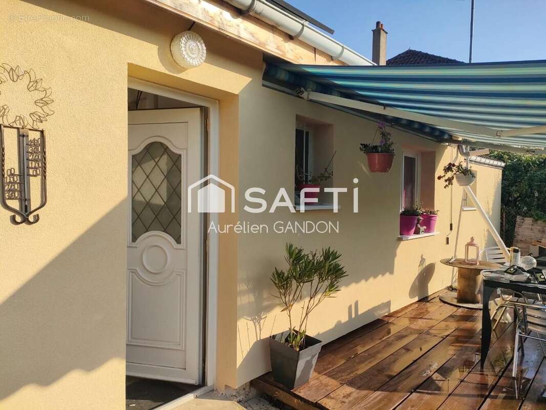 Photo 2 - Maison à VILLECIEN