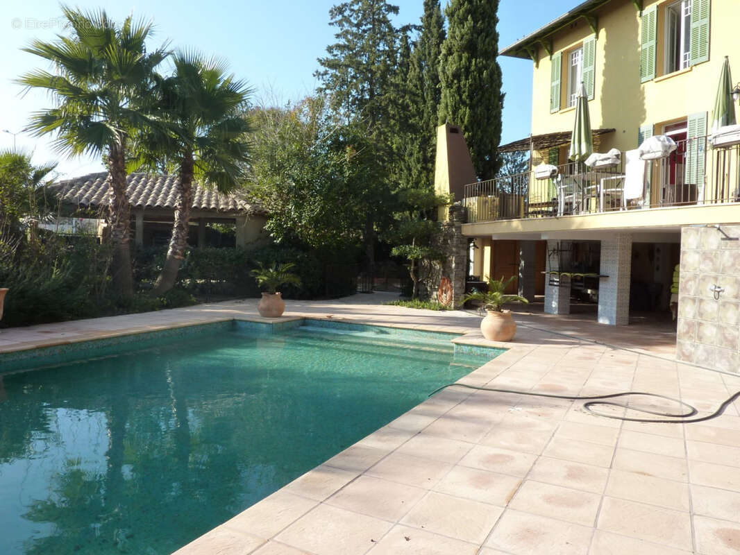 Maison à DRAGUIGNAN