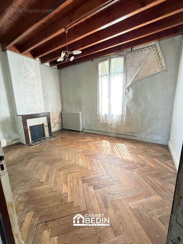 Maison 112 m² à Belin-Beliet  - photo 7