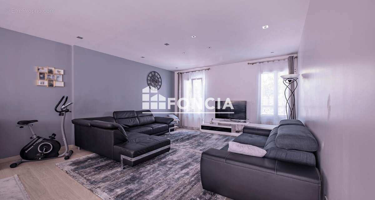 Appartement Duplex 170M2 avec terrasse Vienne direction hôpital - - photo 11