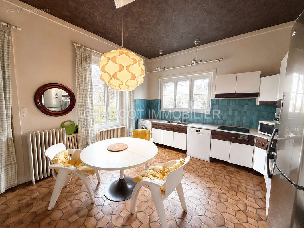 Maison à LYON-5E