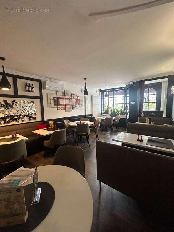 300 m² à Chalons-En-Champagne  - photo 9