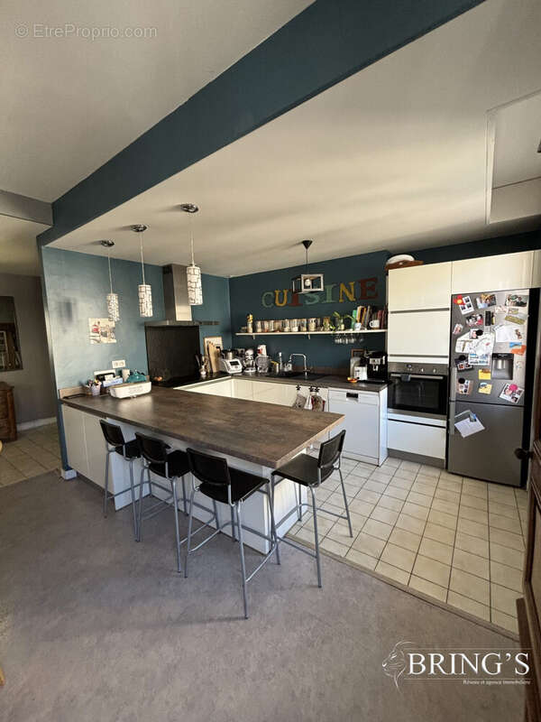 Appartement à SAINT-ETIENNE