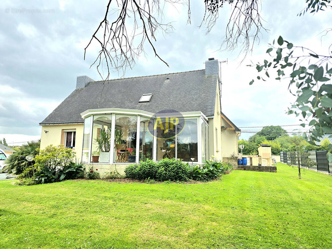 Maison à PLESSE