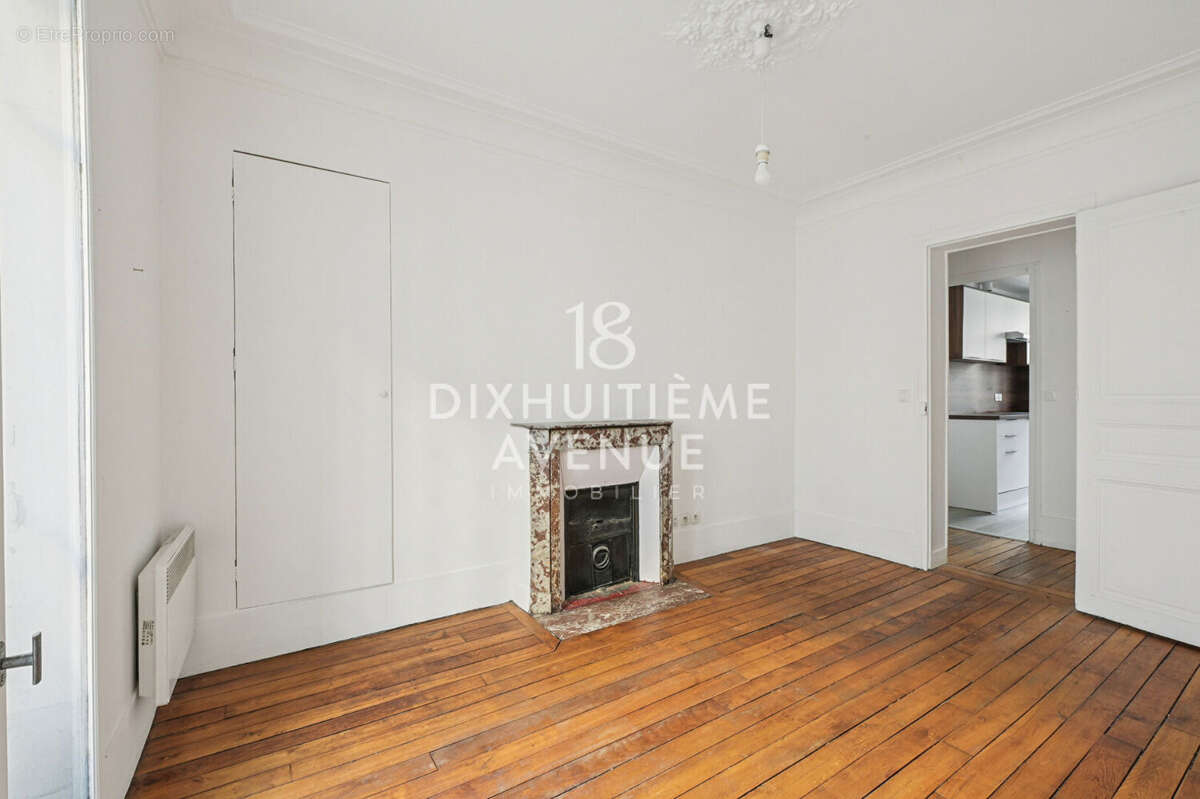 Appartement à PARIS-18E