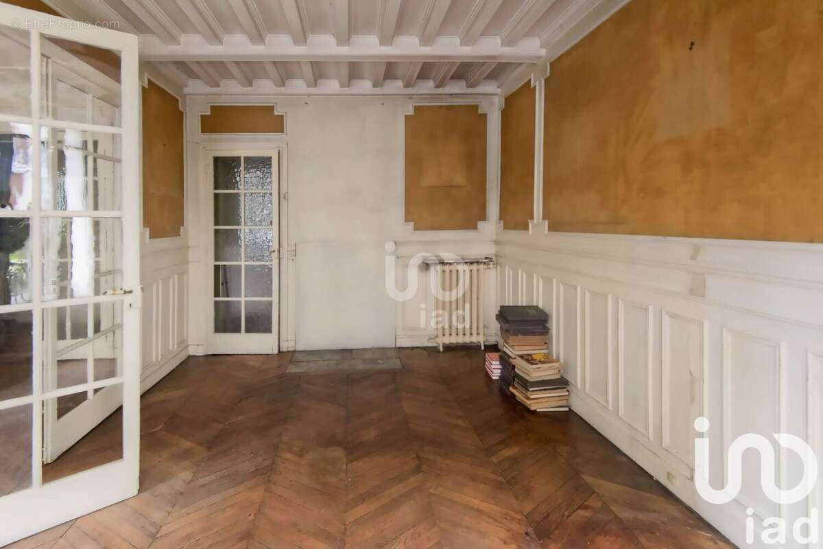 Photo 6 - Appartement à COURBEVOIE