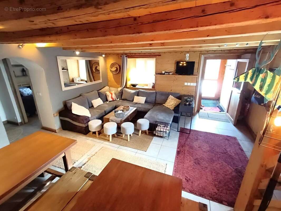 Appartement à MEAUDRE