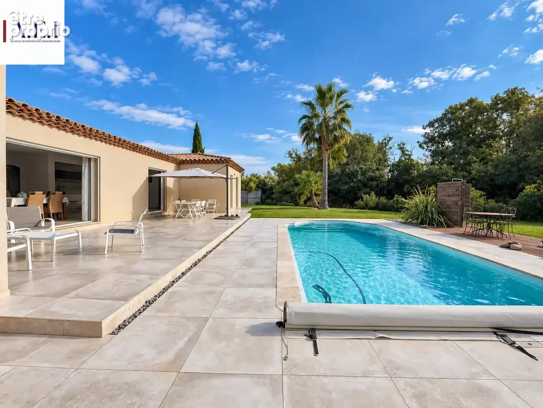 La Seyne sur mer - Fabrégas - Villa de plain-pied avec piscine & garage - photo 7