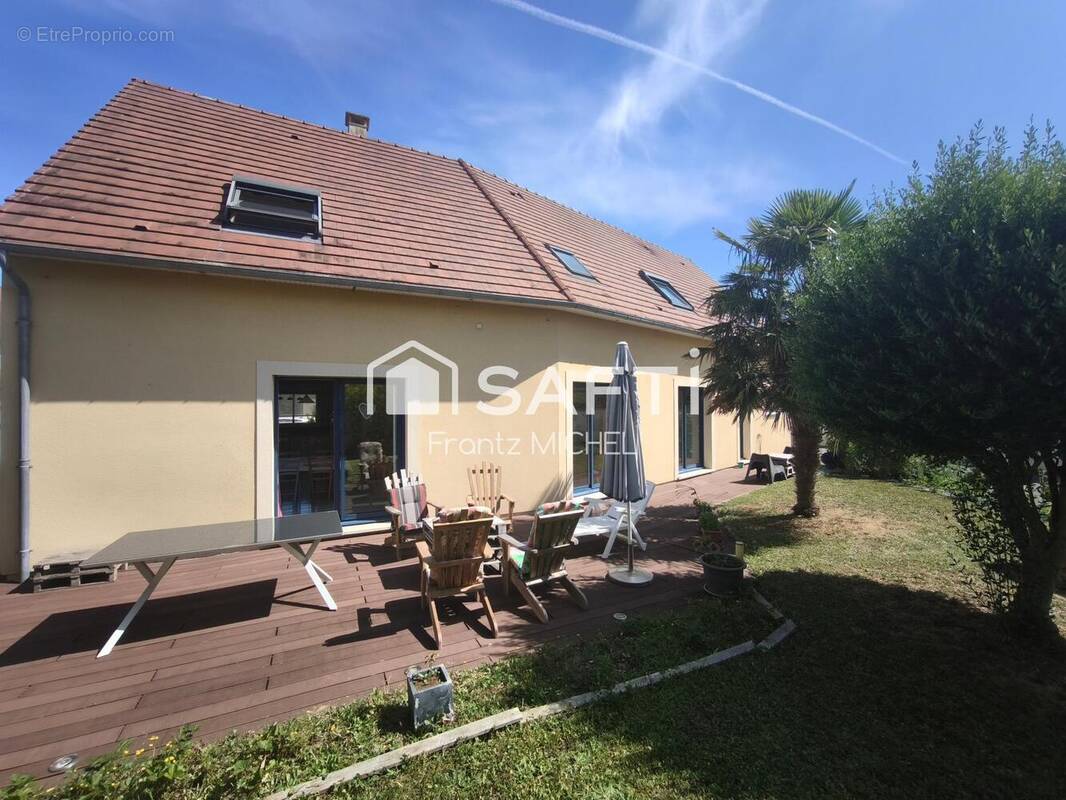 Photo 1 - Maison à COLLEVILLE-MONTGOMERY