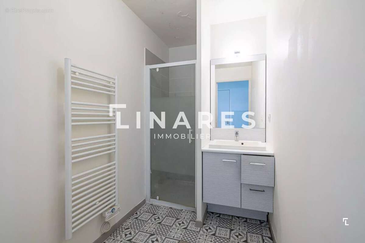 Appartement à MARSEILLE-11E
