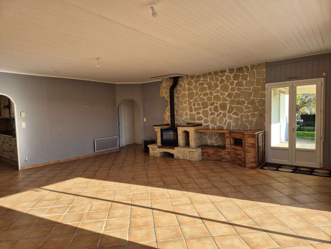 Maison à TALMONT-SAINT-HILAIRE