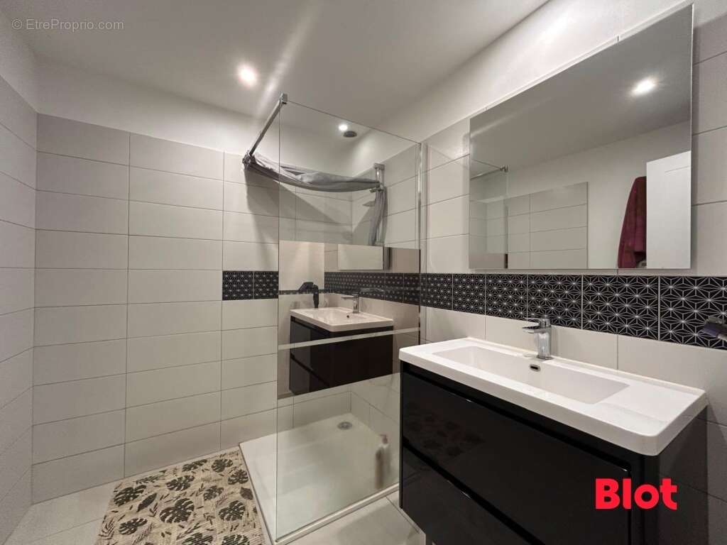 Maison à SAINT-AUBIN-DU-CORMIER