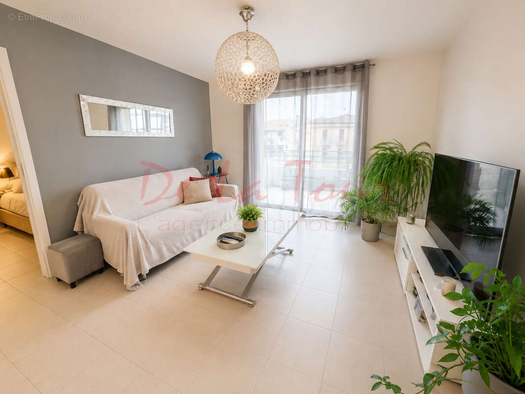 Appartement à MARSEILLE-11E