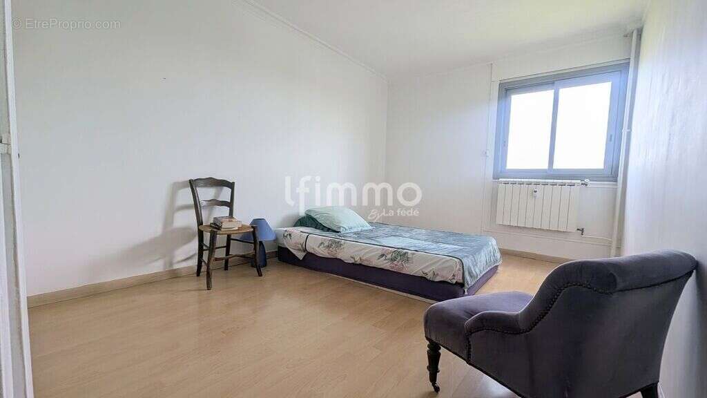 T4 de 84 m² - Piscine - Antigone - photo 10