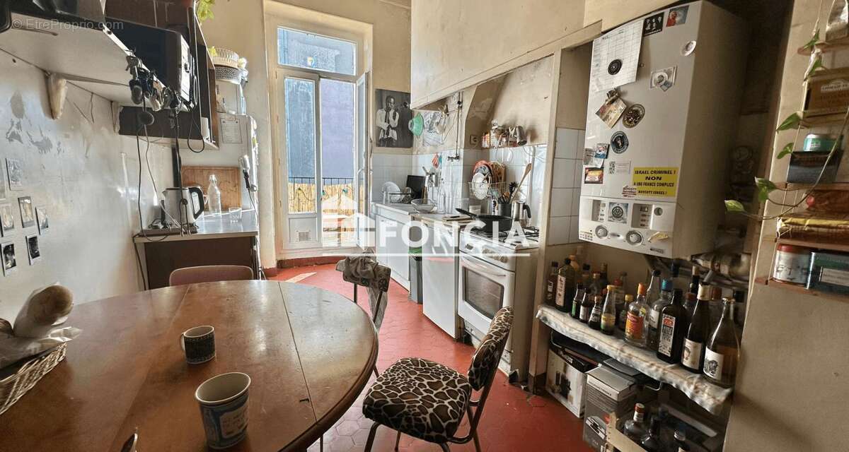 Appartement à MARSEILLE-6E