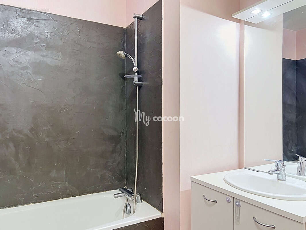 Appartement à VENISSIEUX