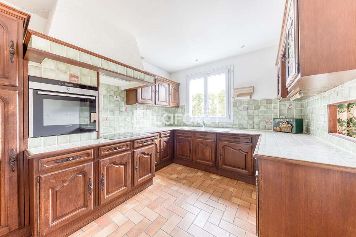 Maison à PONTAULT-COMBAULT