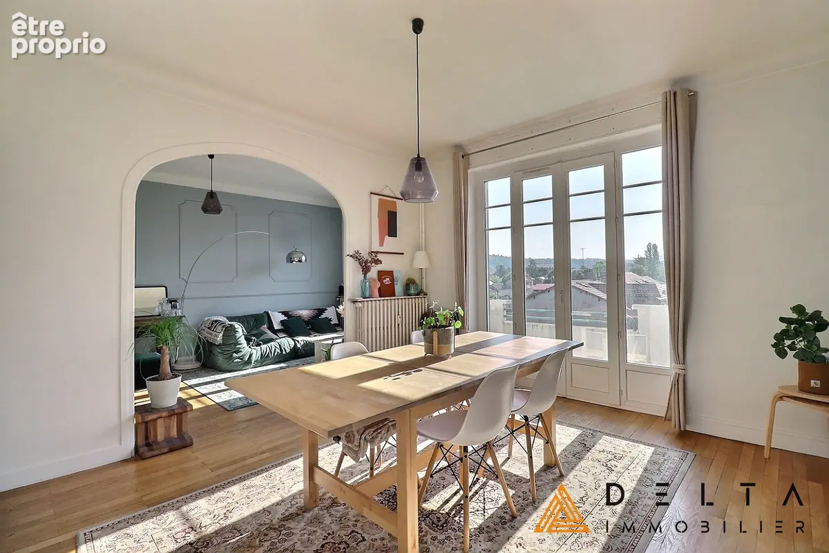 Appartement à BOURGOIN-JALLIEU