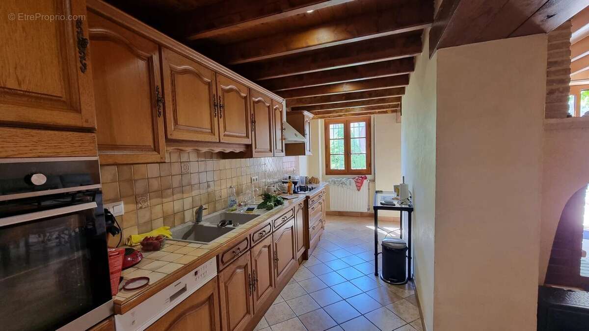 Maison en pierre avec dépendances et 4,8 hectares — Gros potentiel entre Monségur et La Réole - photo 4