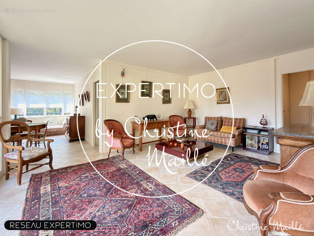 Appartement à VERSAILLES