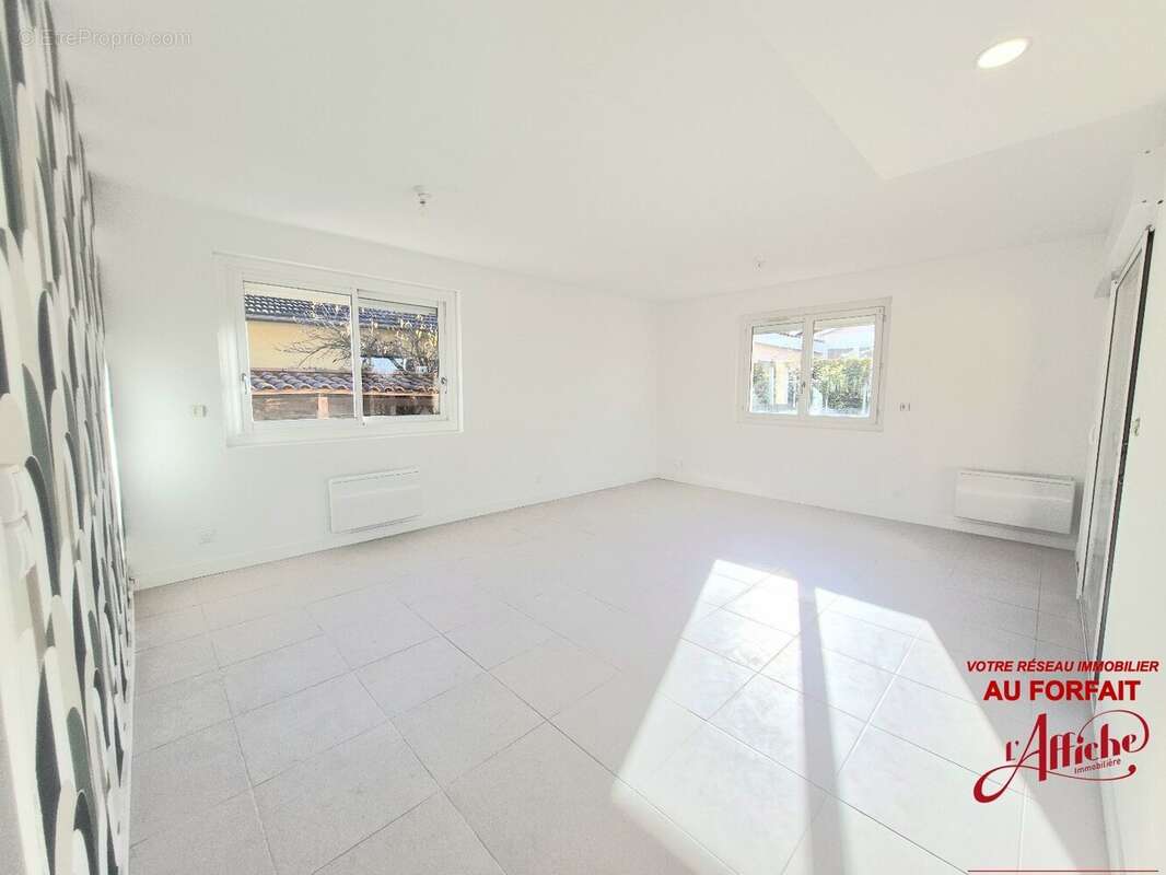 Maison à CASTELGINEST