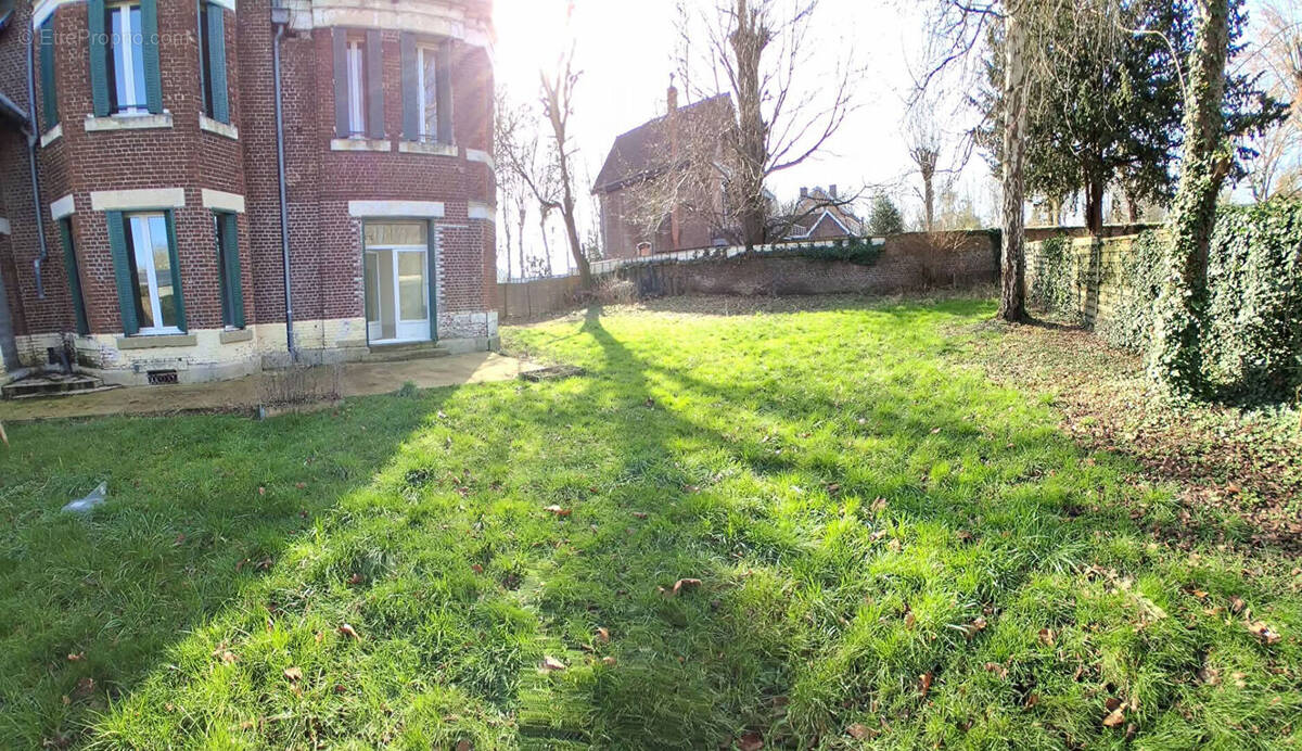 Appartement à MAZINGARBE
