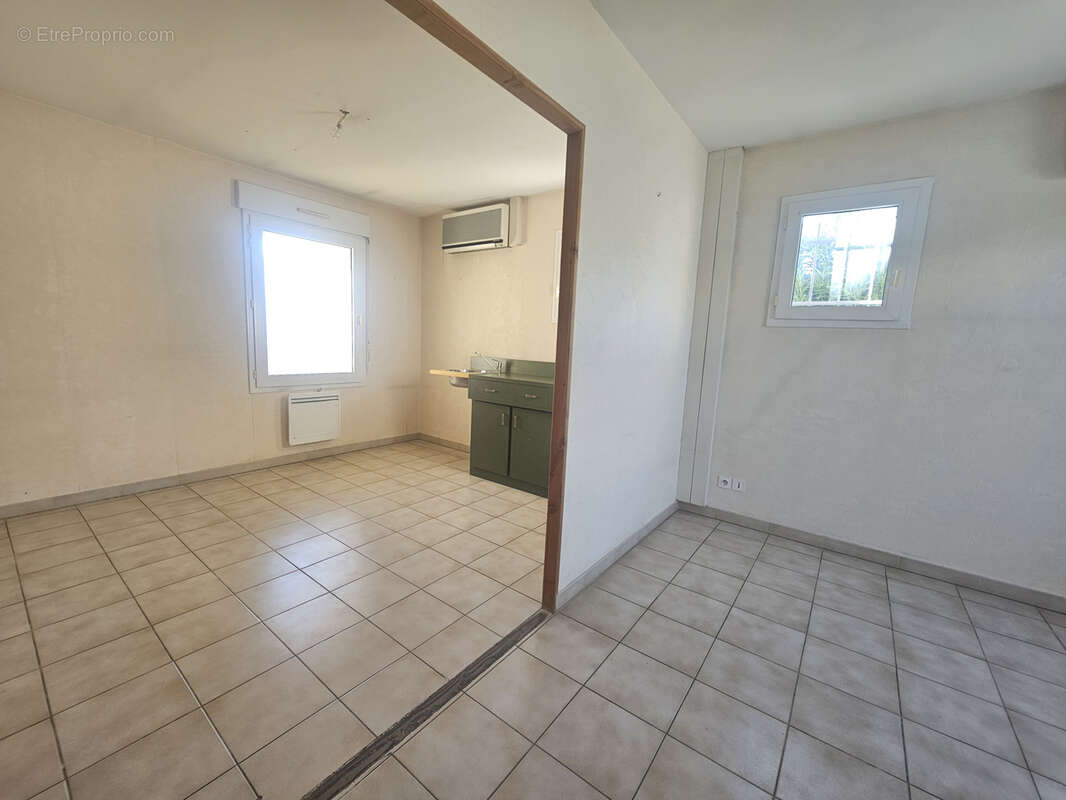 Maison à LUNEL-VIEL