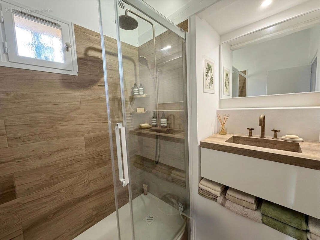 A vendre villa individuelle de 70 m² avec piscine sur les les issambres - photo 6