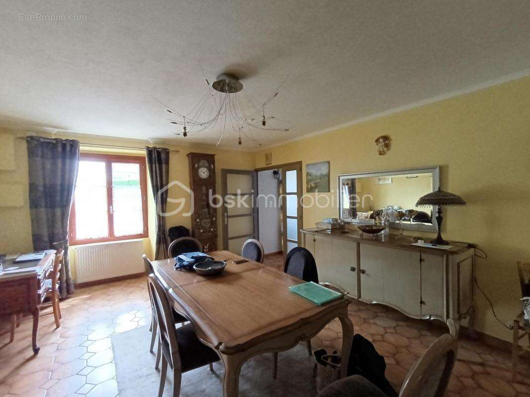 Maison à SAINT-DOMINEUC