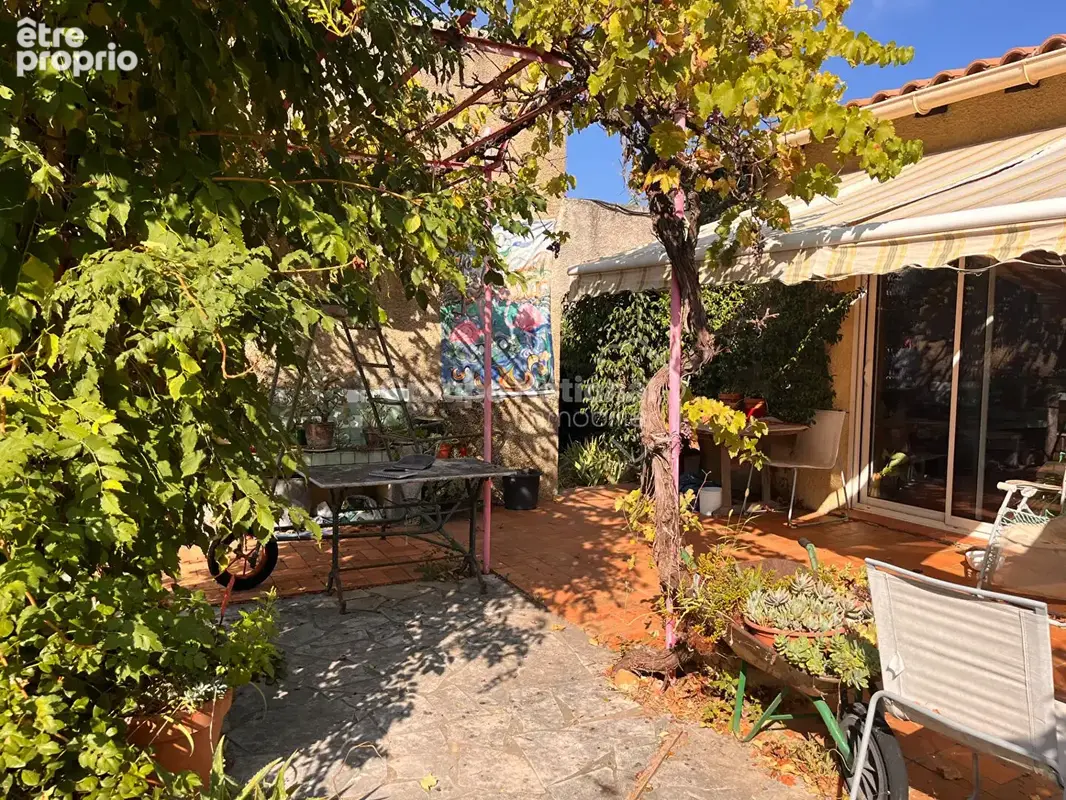Maison de plain pied avec piscine entourée d'un vaste parc arboré, Aigues Vives 4 pièce(s) - photo 2