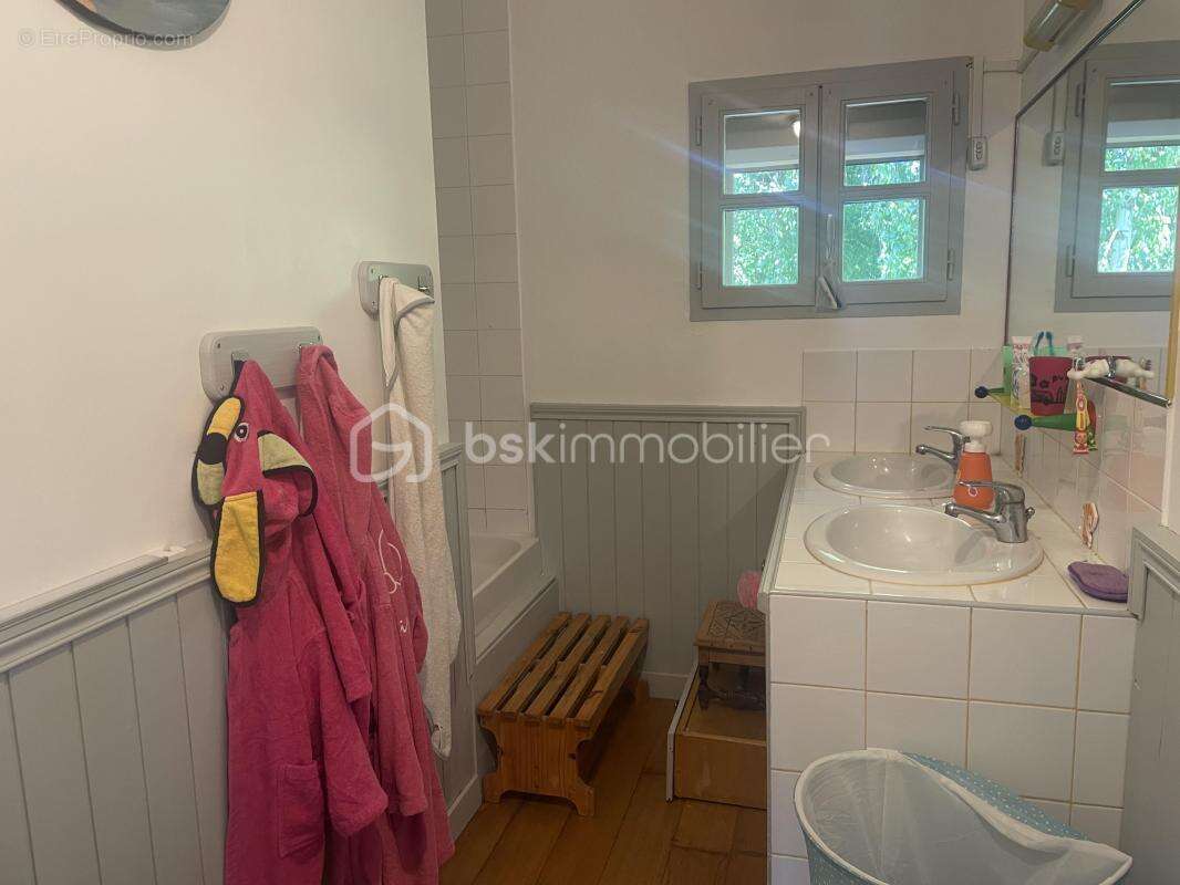 Maison à VILLEBLEVIN