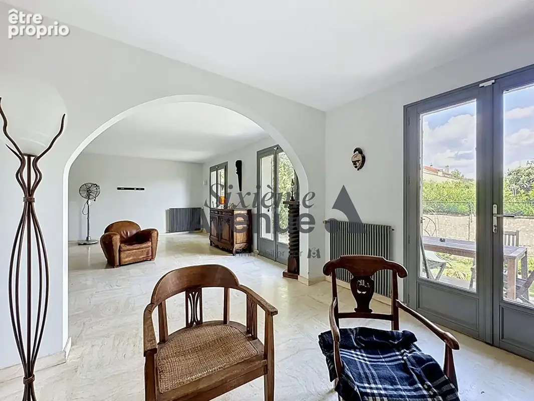 Maison 6 pièces - 140 m2 - quartier des YVRIS - photo 8