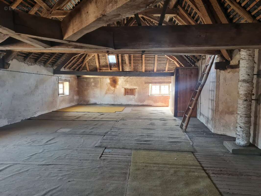 Maison à VERTEUIL-SUR-CHARENTE