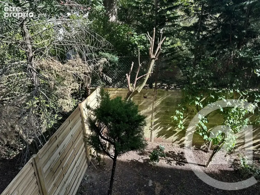 Photo Appartement à Saint-Cloud au prix de 320 000€