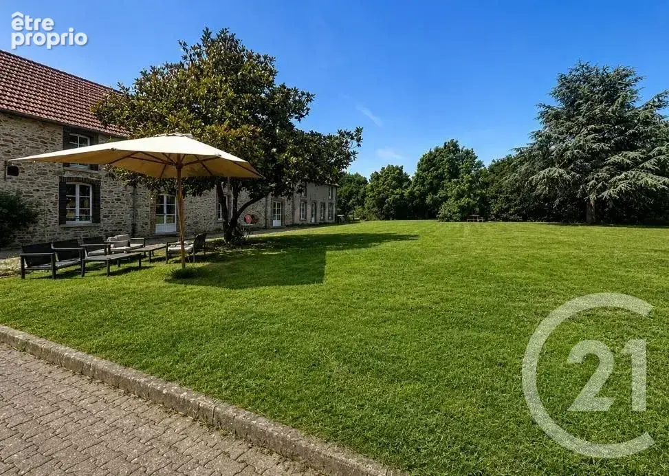 Maison 12 pièces 361 m² à vendre à Epernon (28230) - photo 2