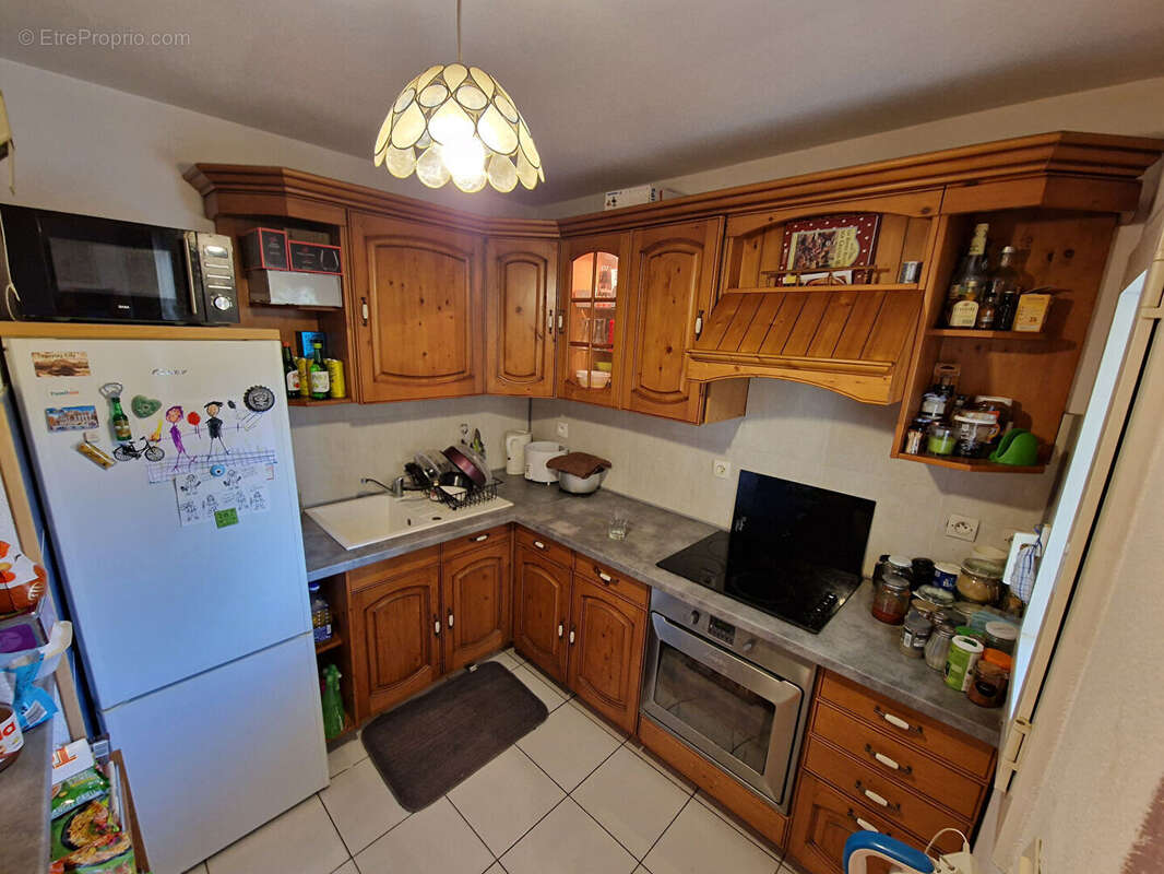 Appartement à SAINT-LAURENT-DU-VAR