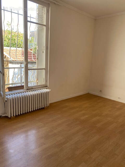 Maison 3 pièces de 1925 sur 144m2 de terrain + Garage - photo 11