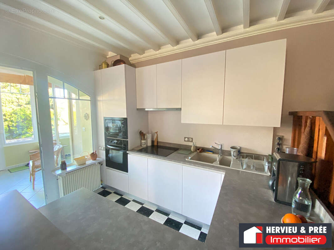 Maison à LUC-SUR-MER