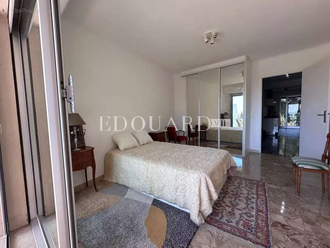 Appartement à ROQUEBRUNE-CAP-MARTIN