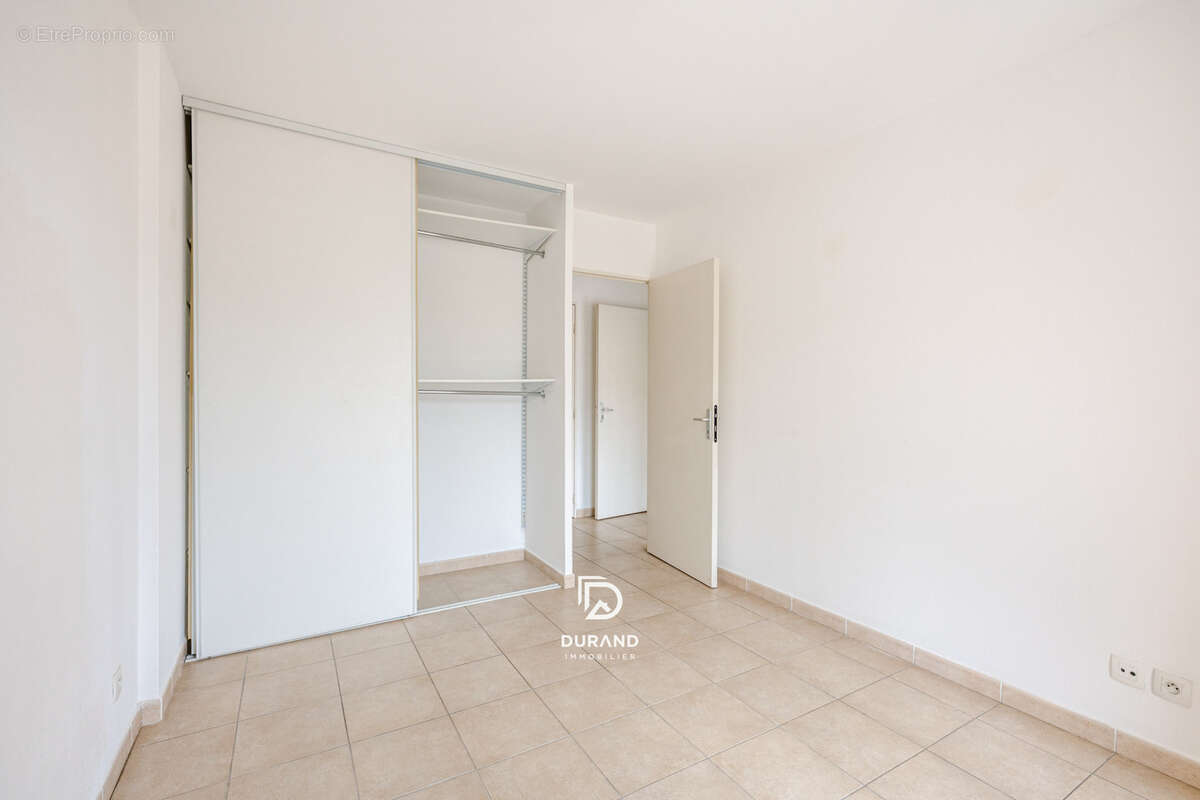 Appartement - terrasses - parking -  chutes-lavie 13004 marseille - photo 10