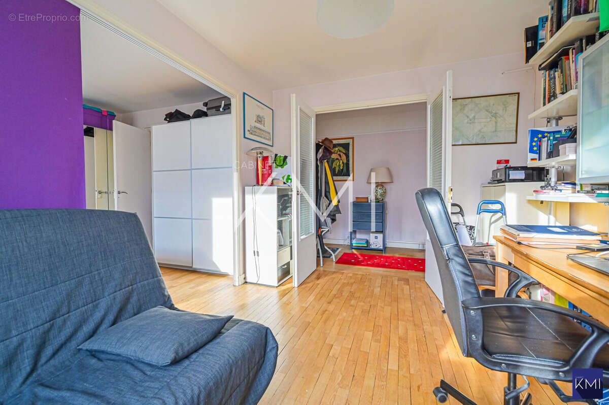 Appartement à PARIS-20E