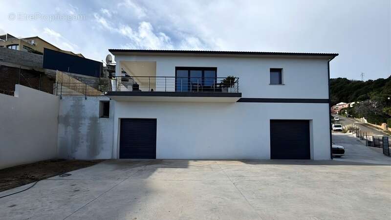 Maison 5 pièces – 120 m² habitables – Vue mer – Piscine - Garage de 136 m2 à FOLELLI, Penta di Casinca (Haute-Corse) - photo 18
