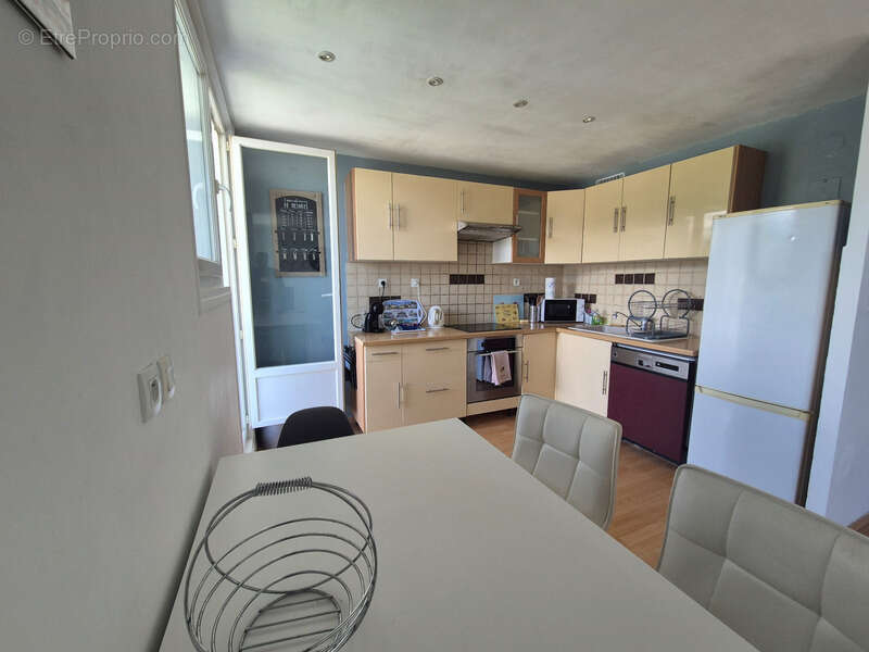 Appartement à SAINT-MARTIN-D'HERES