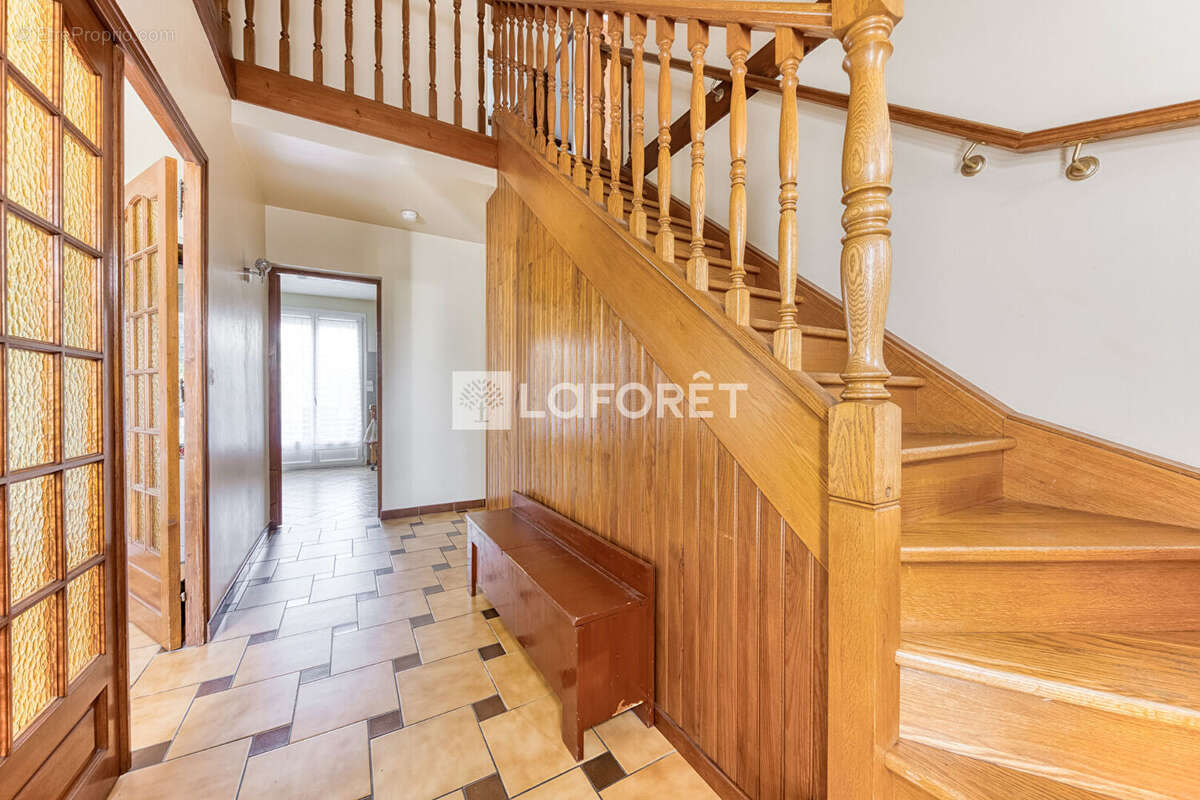 Maison à PONTAULT-COMBAULT